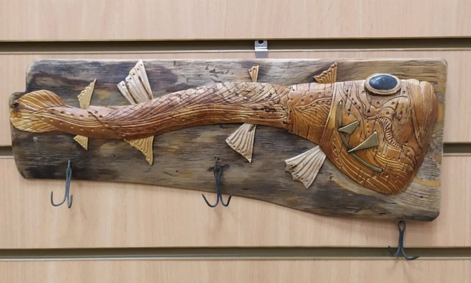 Деревянное панно рыба