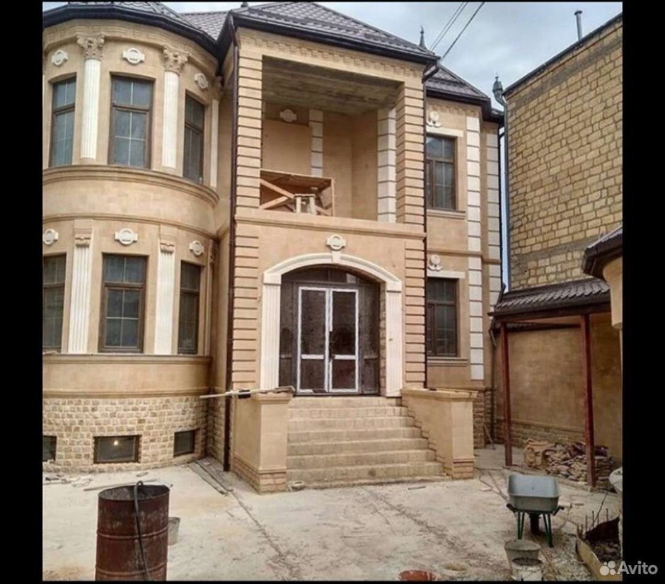 Фасад из дагестанского камня