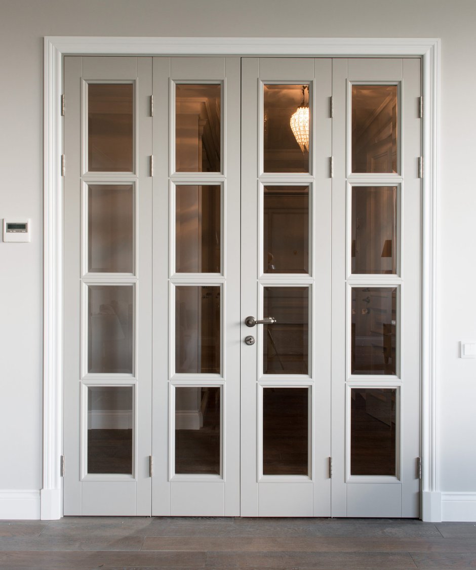 Стеклянные двери межкомнатные распашные двустворчатые