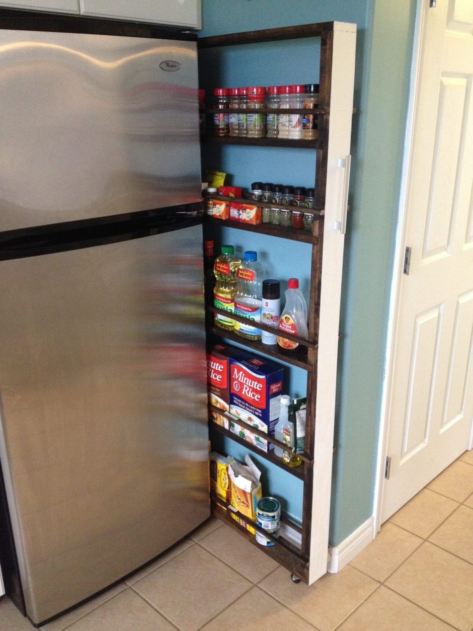 Узкий шкаф на кухню