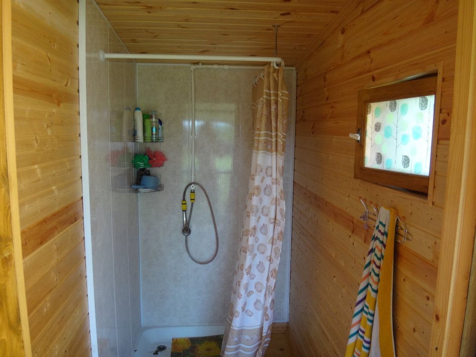 Душевая в дачном доме