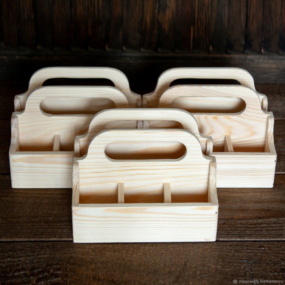 Деревянная подставка под салфетки