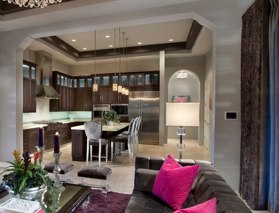 Современные арки с кухни в гостину.