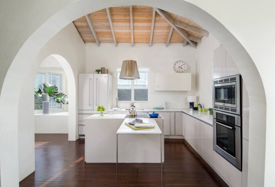 Арка в классическом интерьере