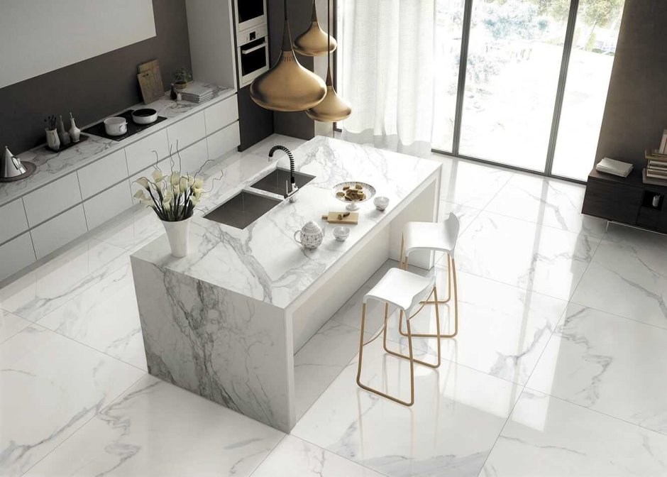 Журнальный стол из керамогранита