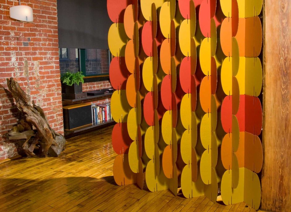 Ширма из подручных материалов