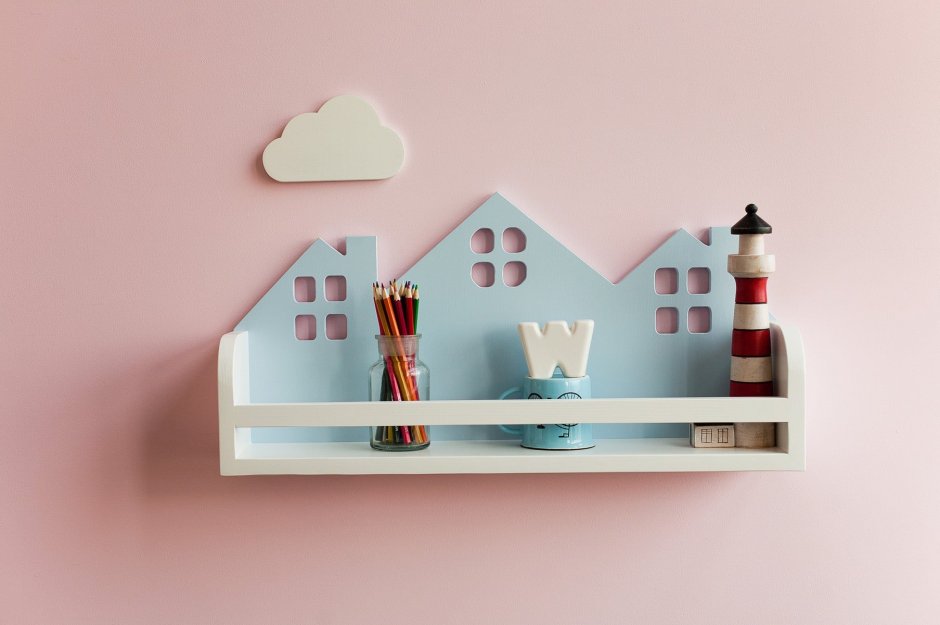 Полочка в виде домика