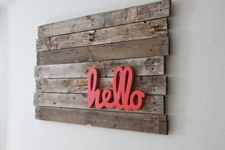 Панно из досок с надписью