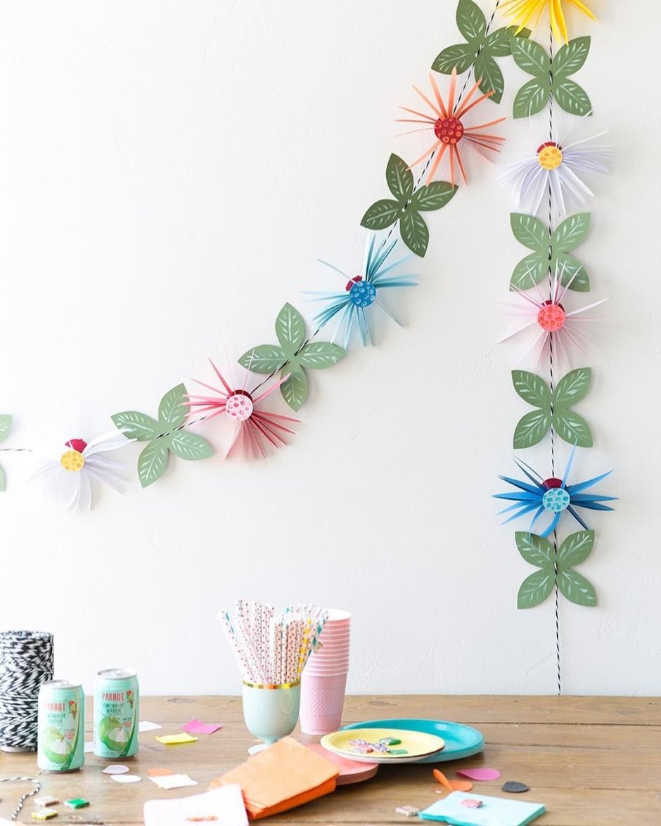 Бумажные украшения для комнаты