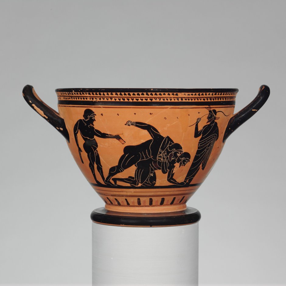 Чернолаковая посуда древнегреческая