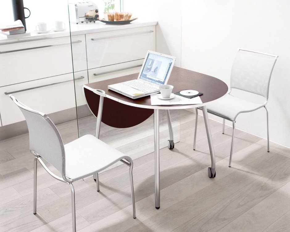 Складной обеденный стол для маленькой кухни