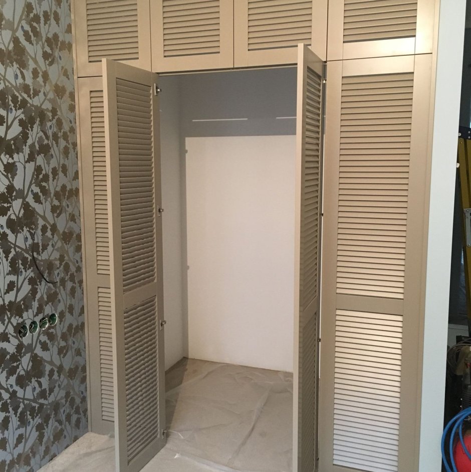 Встроенный шкаф в хрущевке