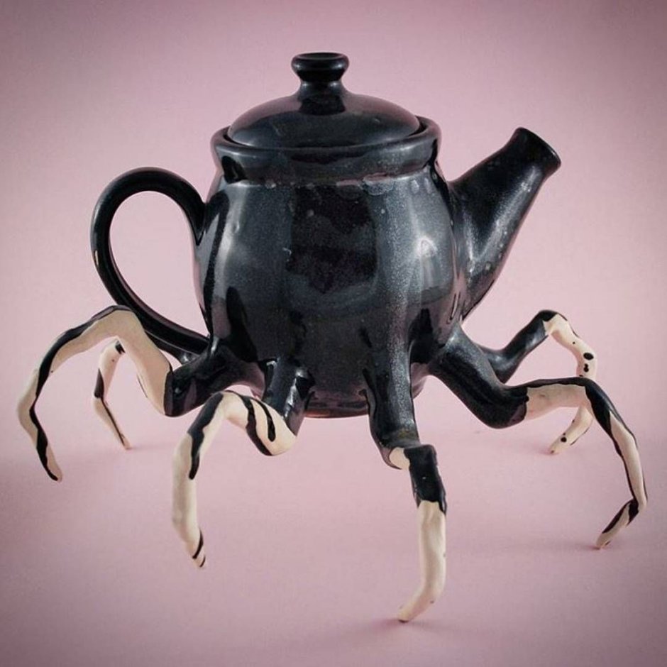 Посуда в готическом стиле