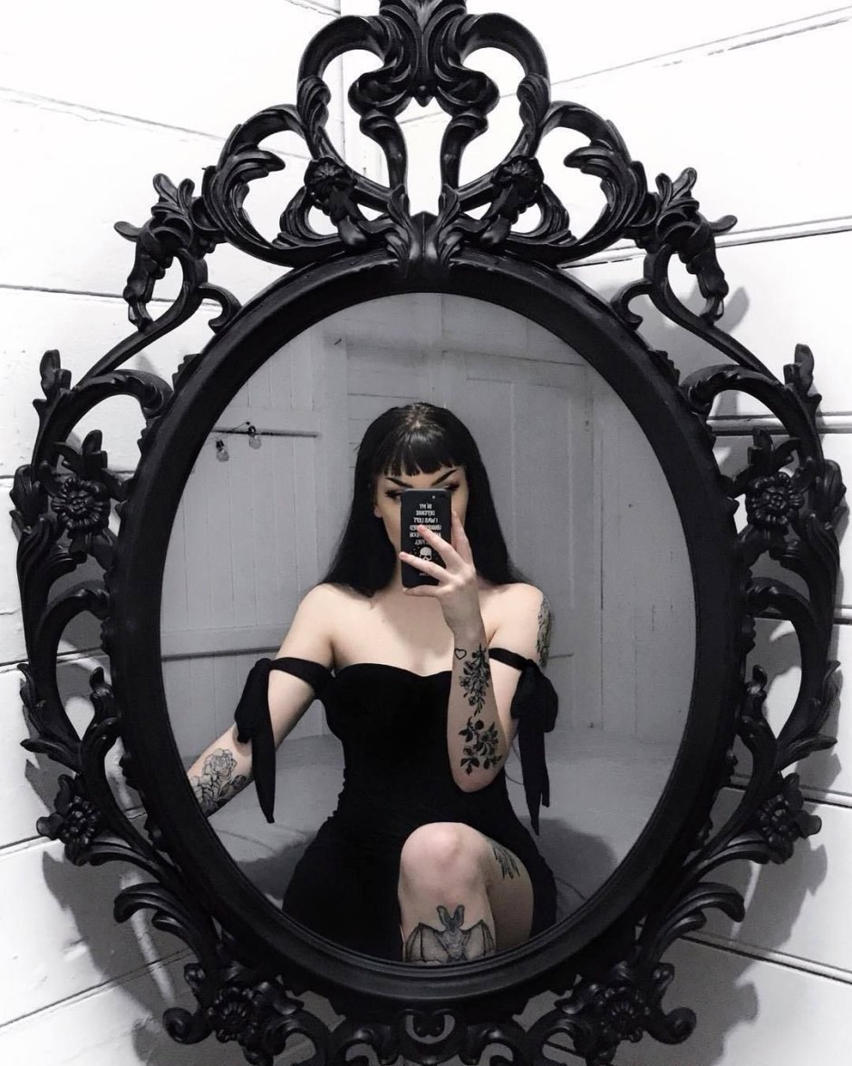 Готический чайный сервиз