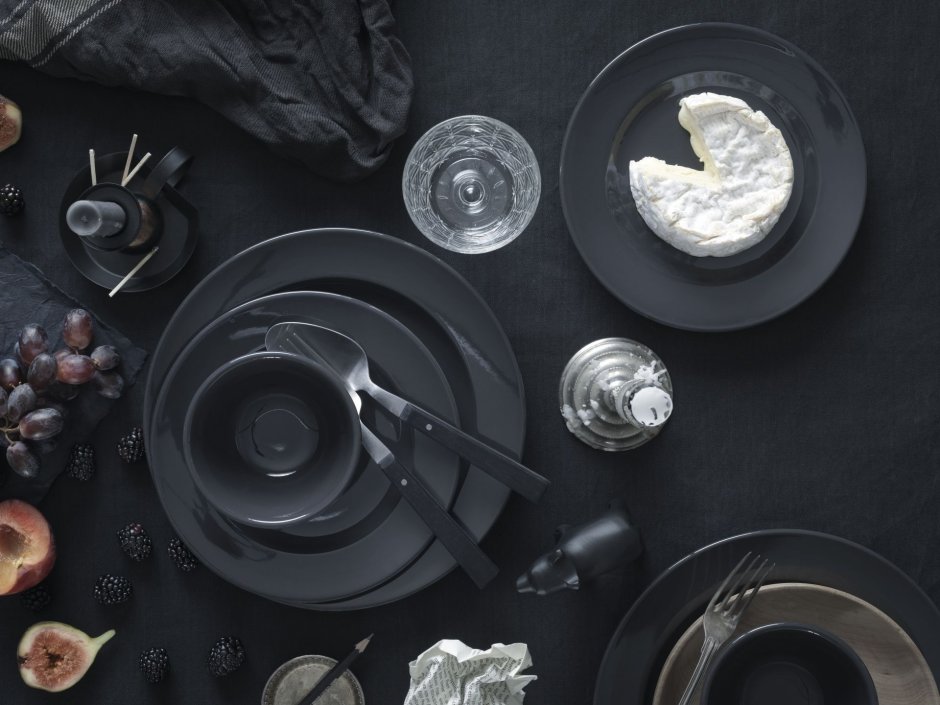 Посуда в готическом стиле