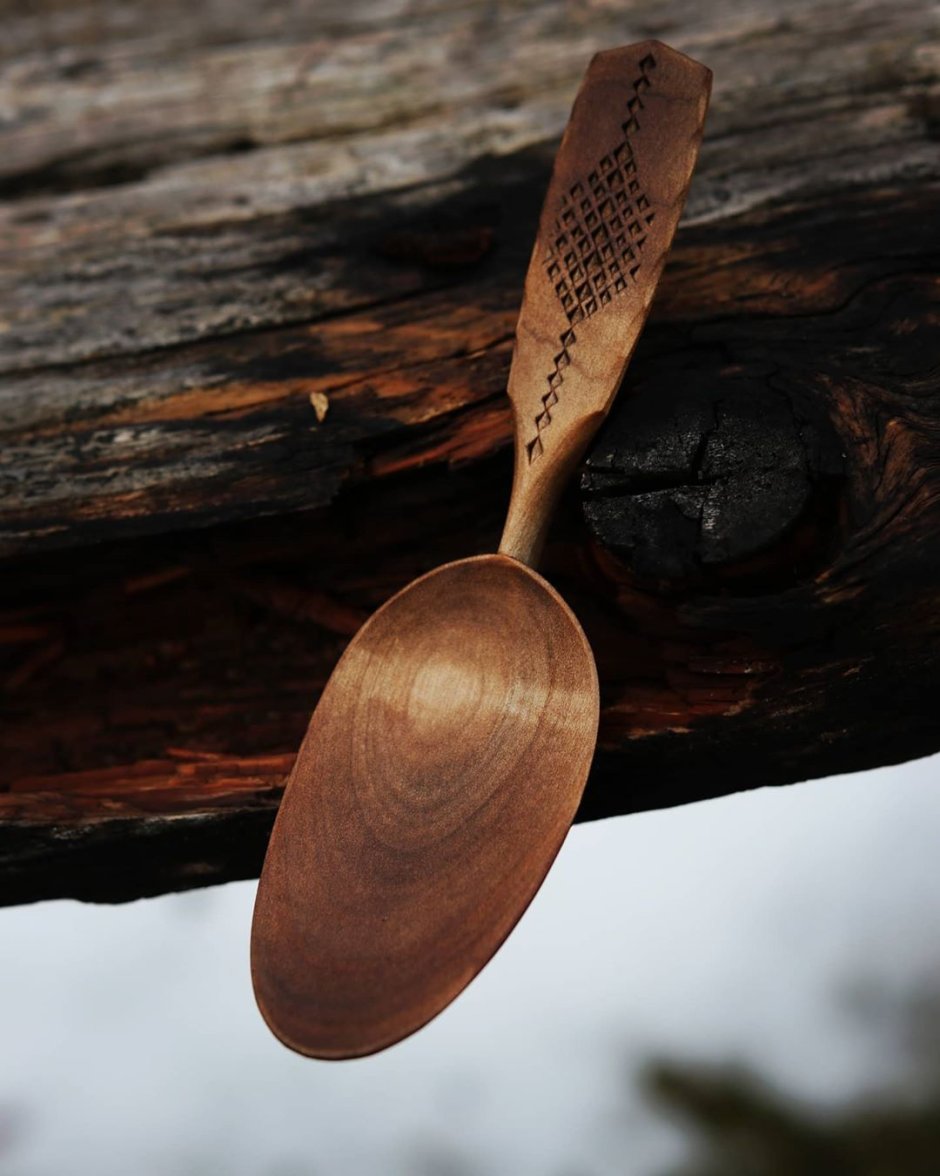 Вазы в готическом стиле