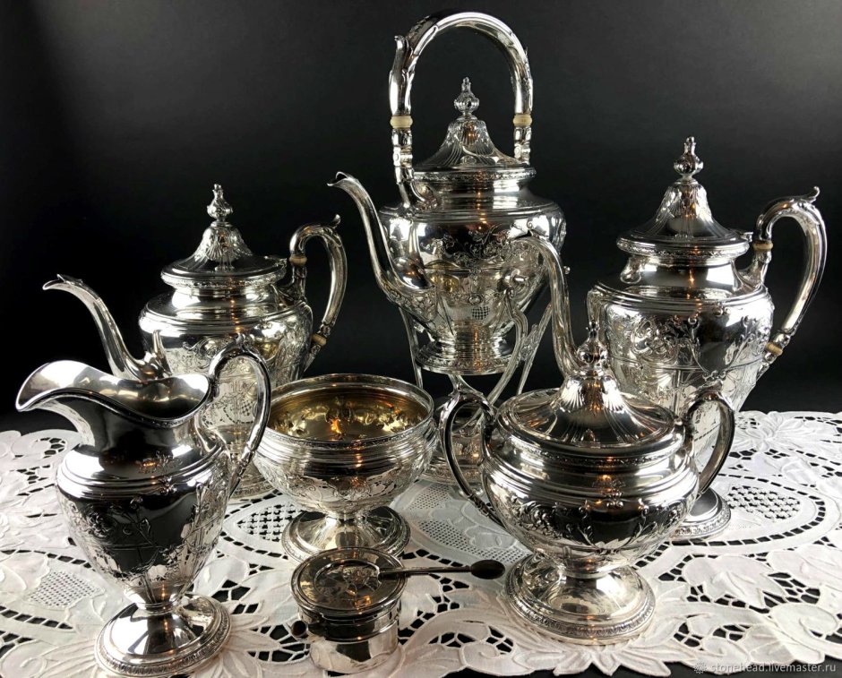 Готический чайник