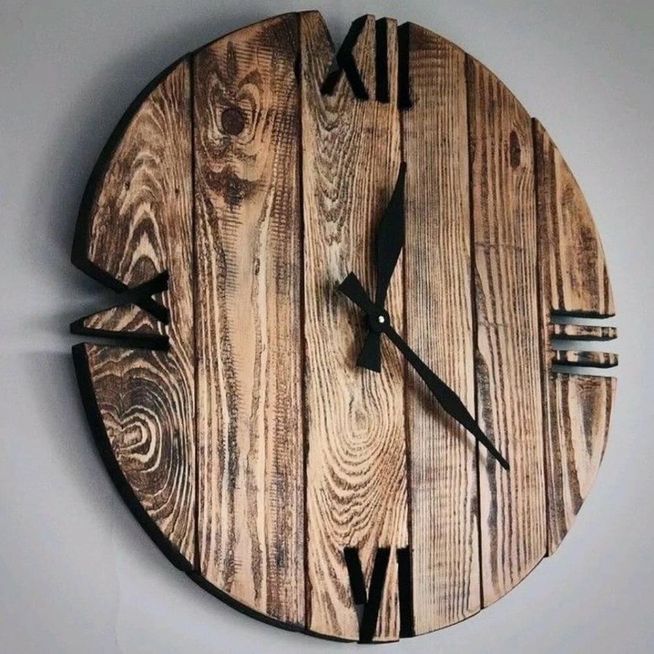 Часы из дерева