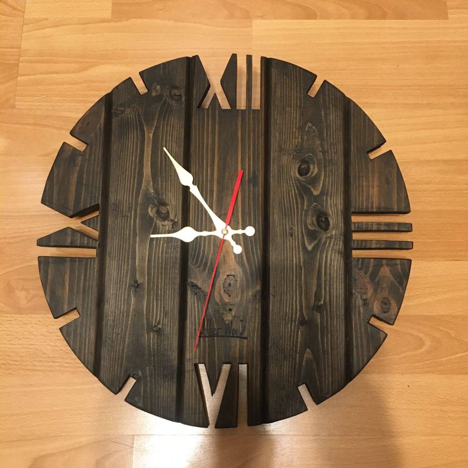 Часы из дерева настенные