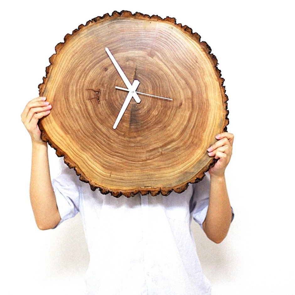 Часы из дерева