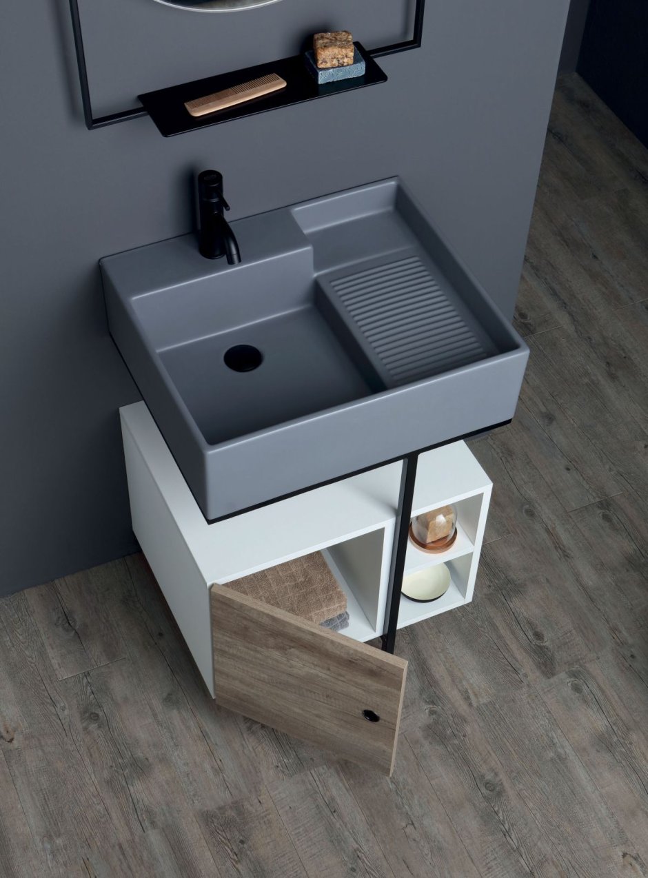 Стиральная и сушильная под раковиной