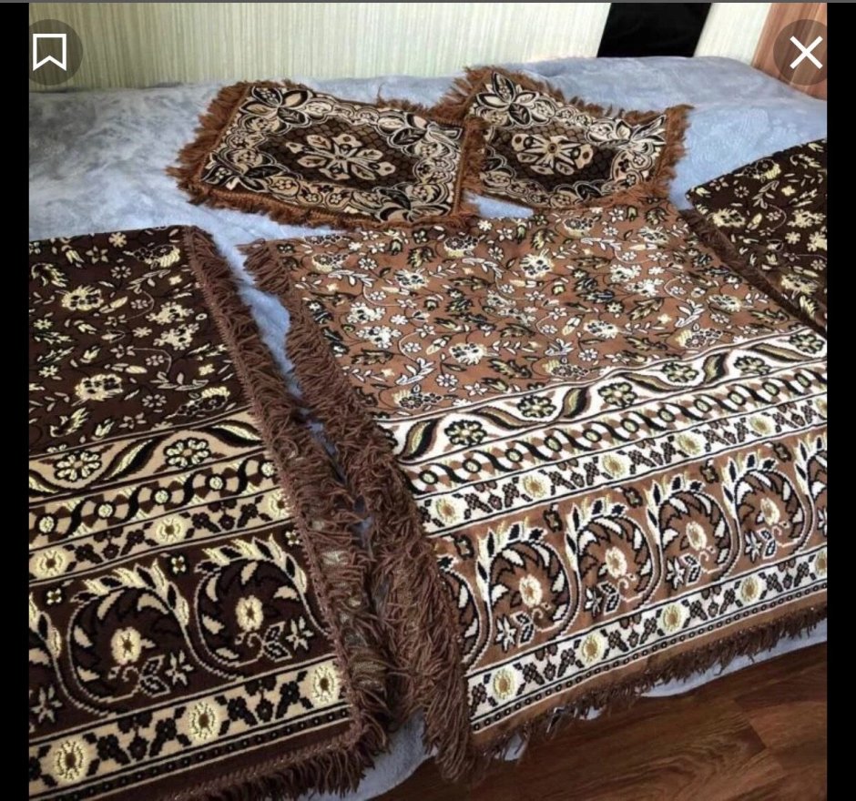 Диван в Восточном стиле