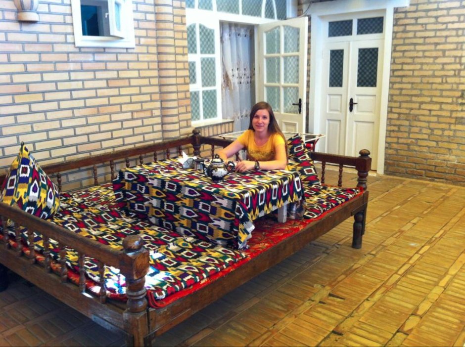 Айван топчан