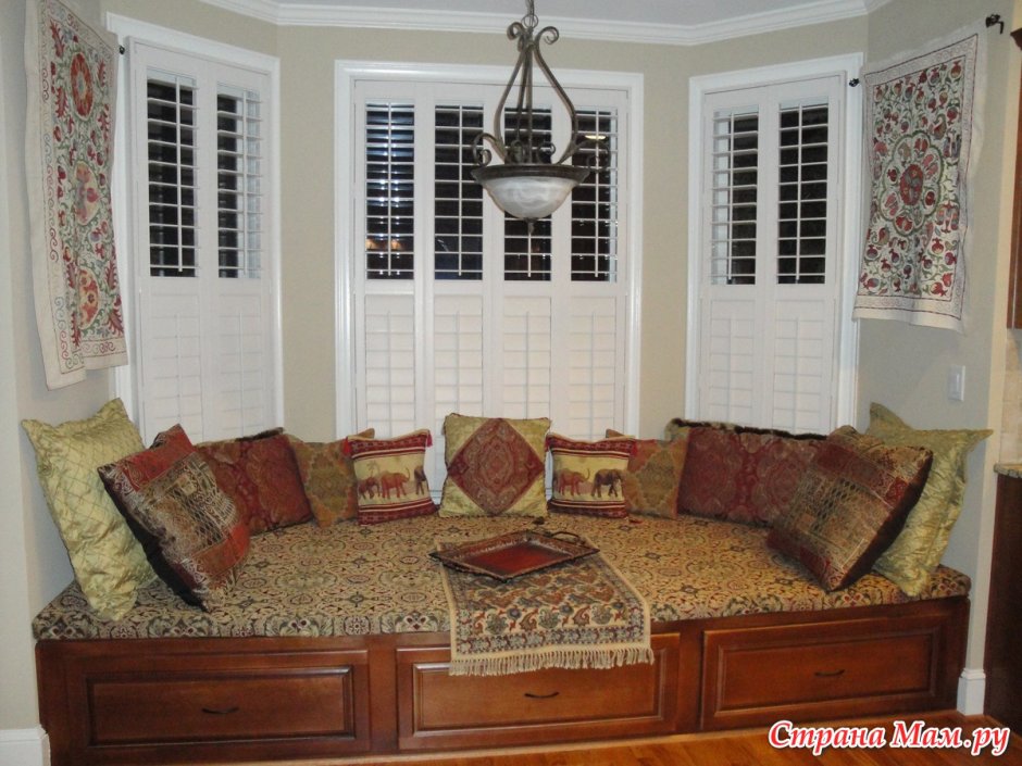 Топчан в гостиной