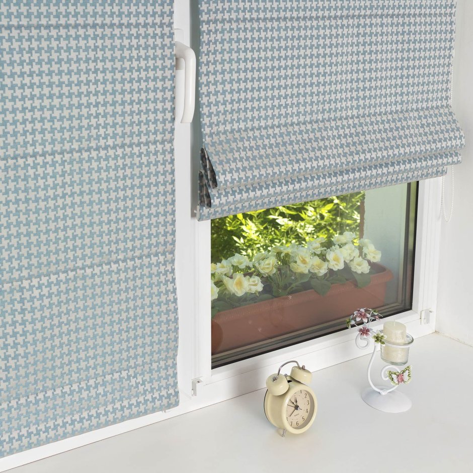 Стеклянная шторка для ванной