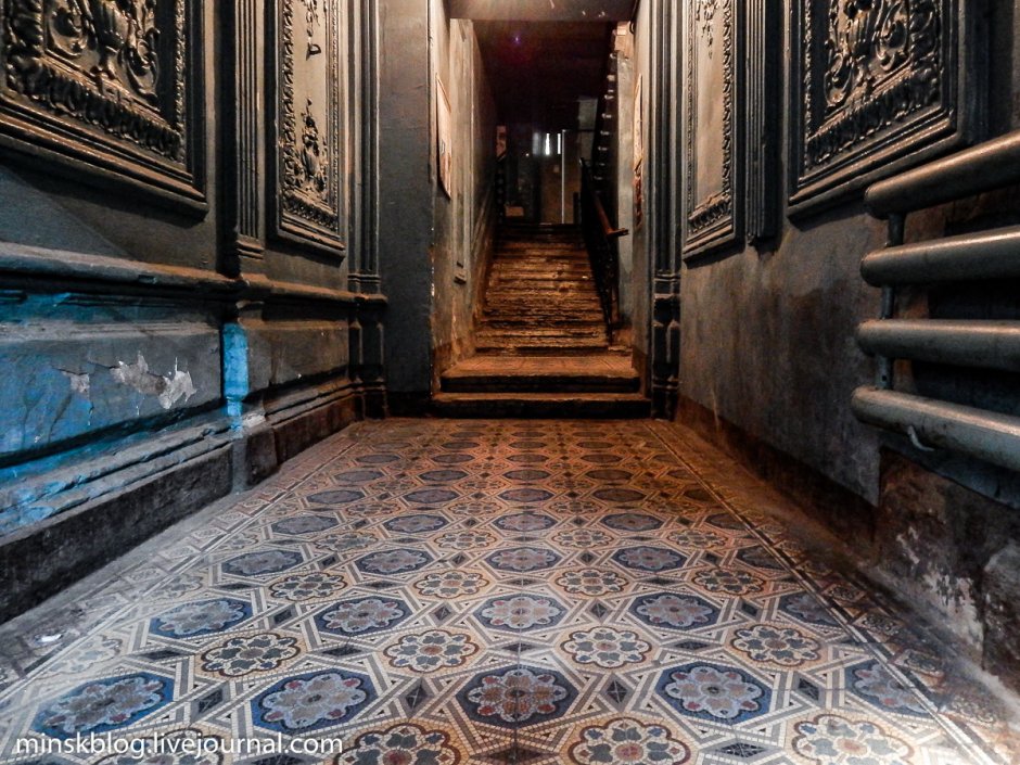 Плитка в парадной