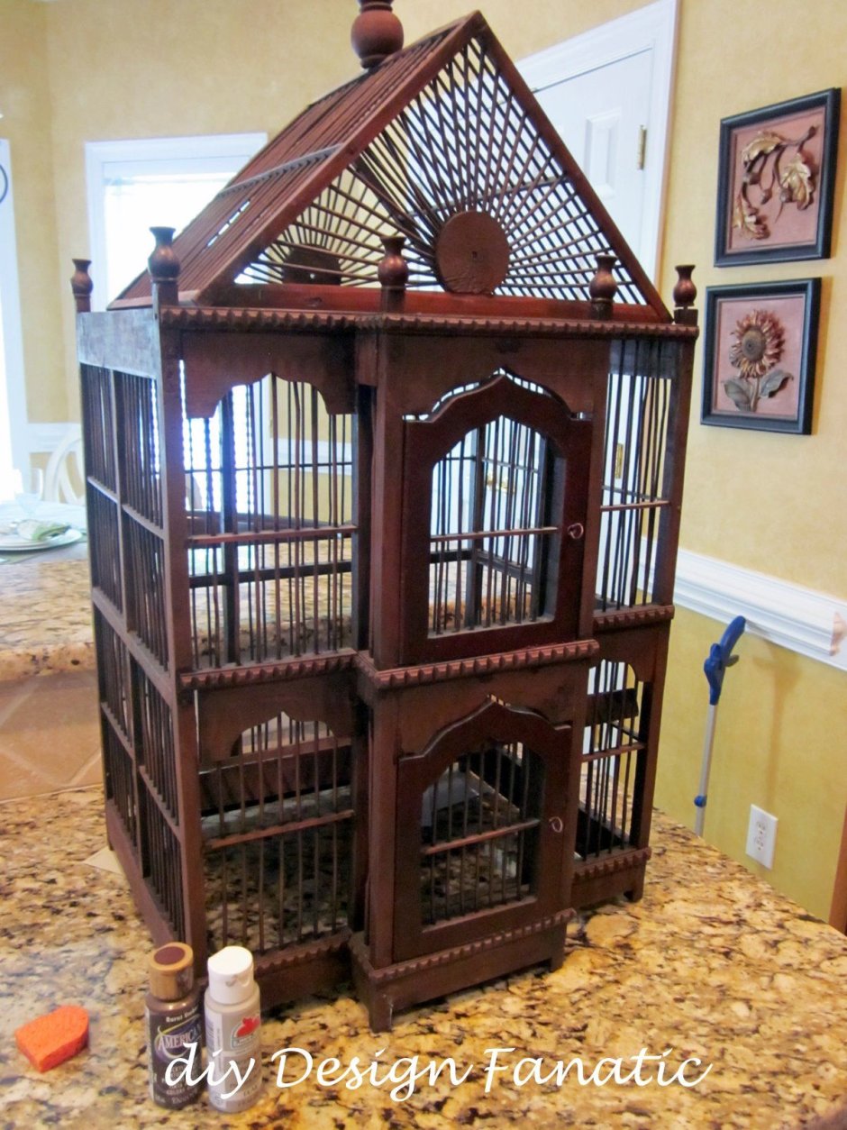 Резные деревянные клетки для птиц