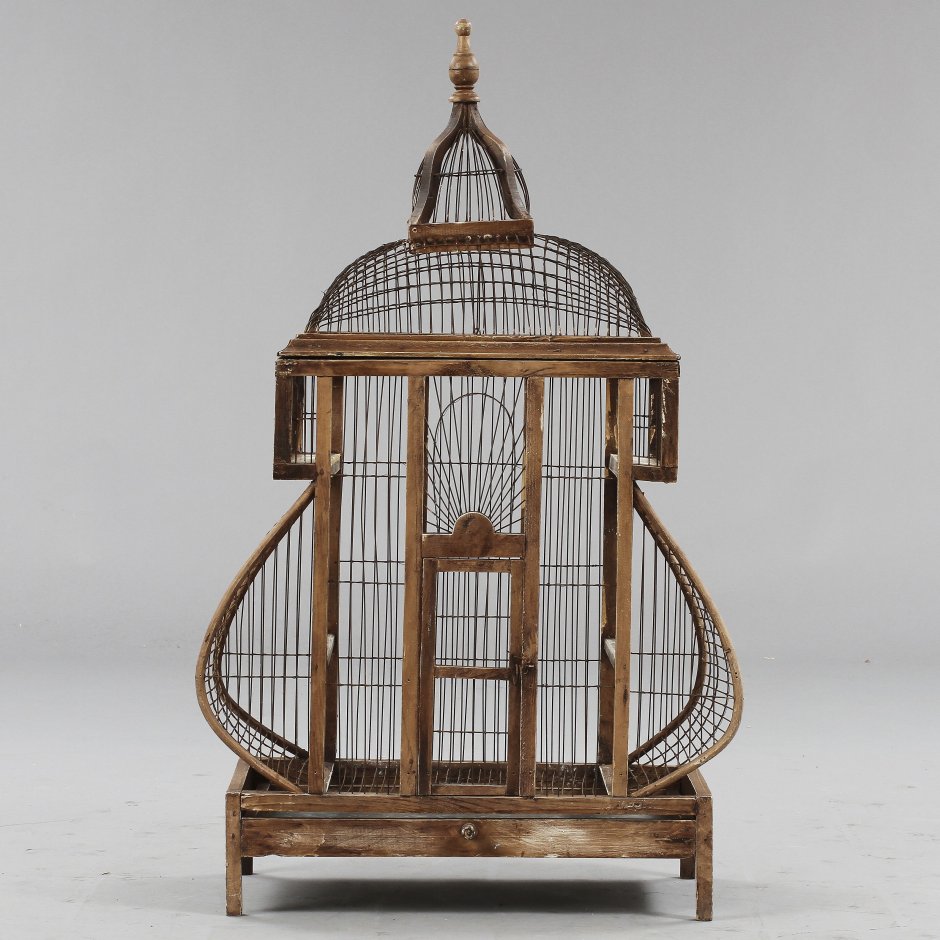 Старинная клетка для птиц