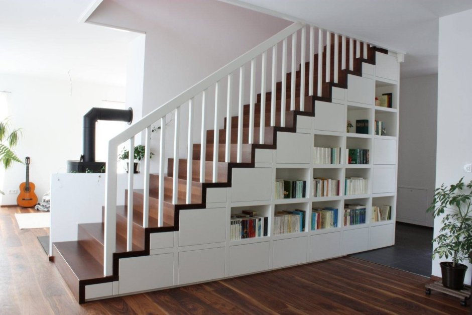 Полка под лестницей