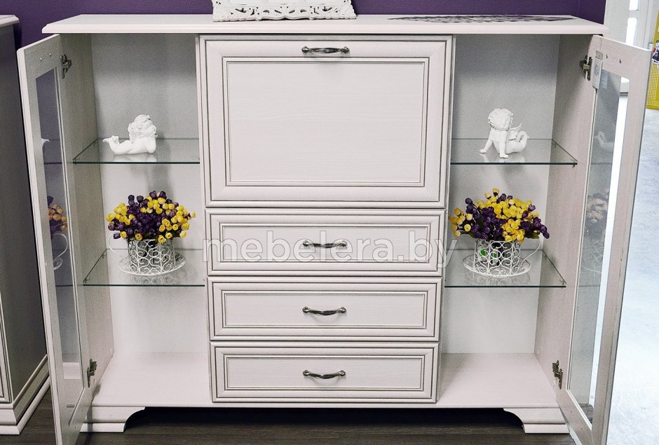 Сервант Валенсия 3-створчатый