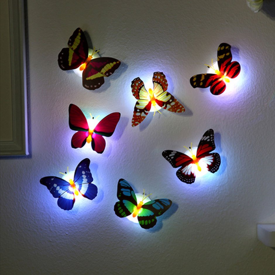 Люстра бабочки для детской