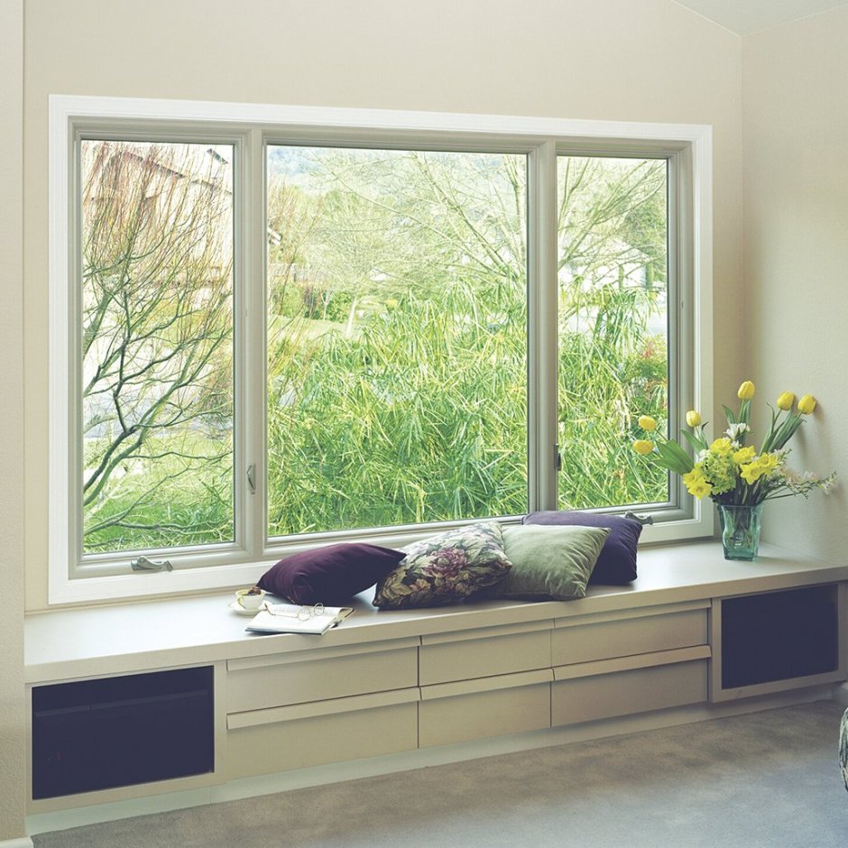 Окно с подоконником