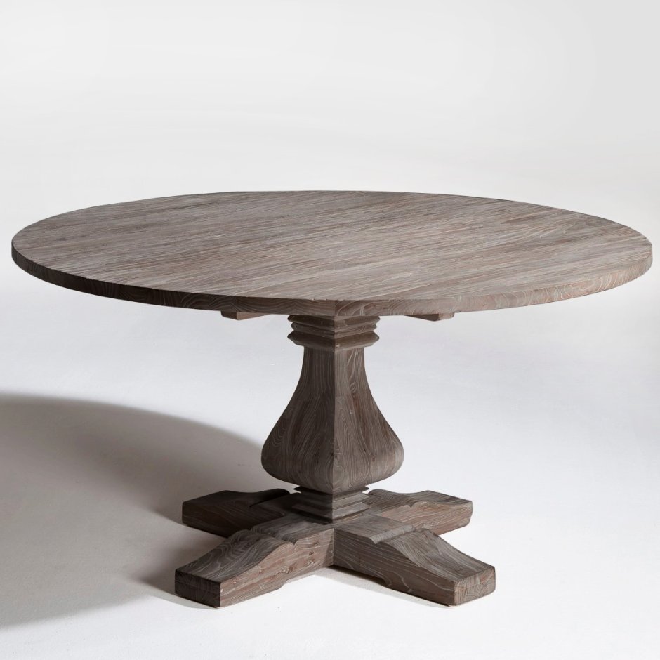 Круглый столик из дерева