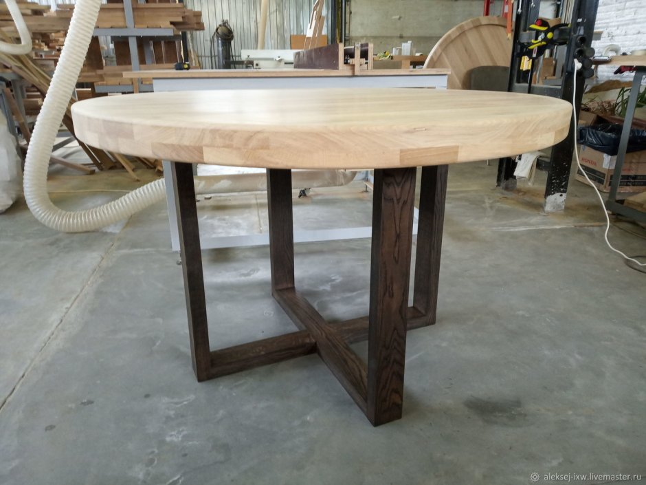 Круглый стол 1200 мм