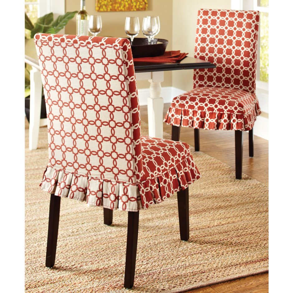 Декоративные чехлы на стулья