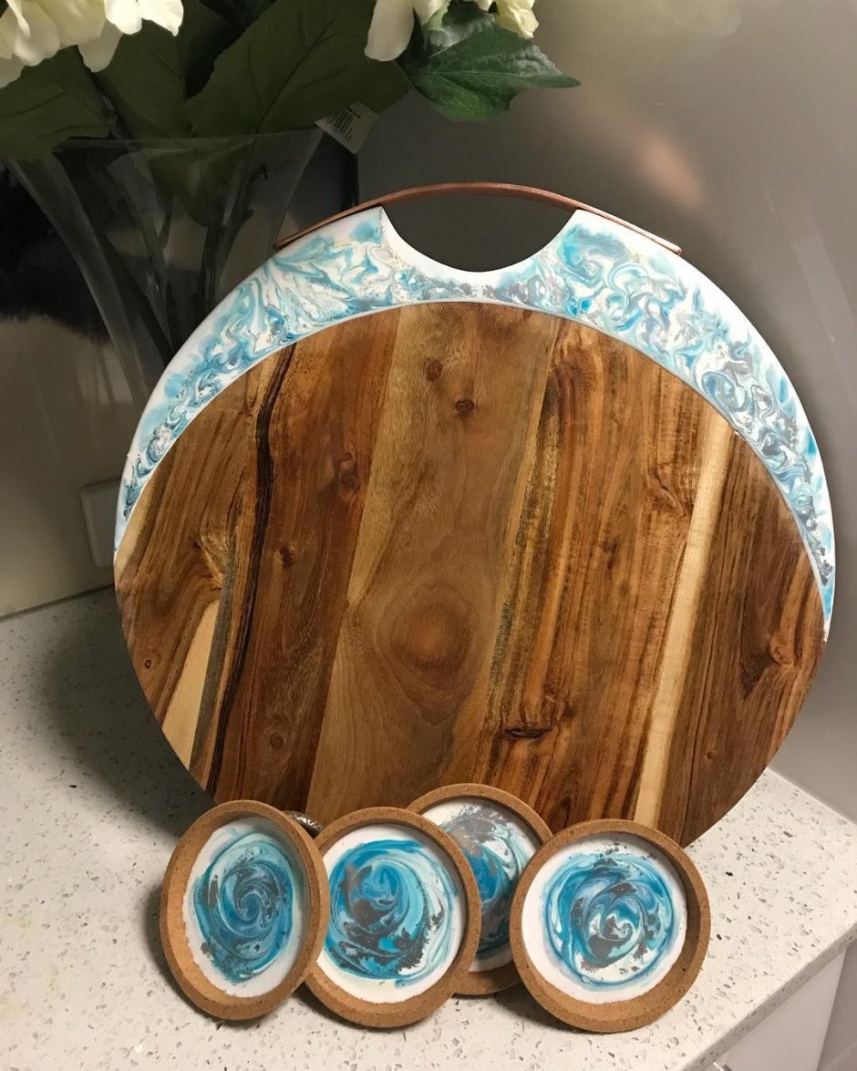 Зеркало из эпоксидной смолы