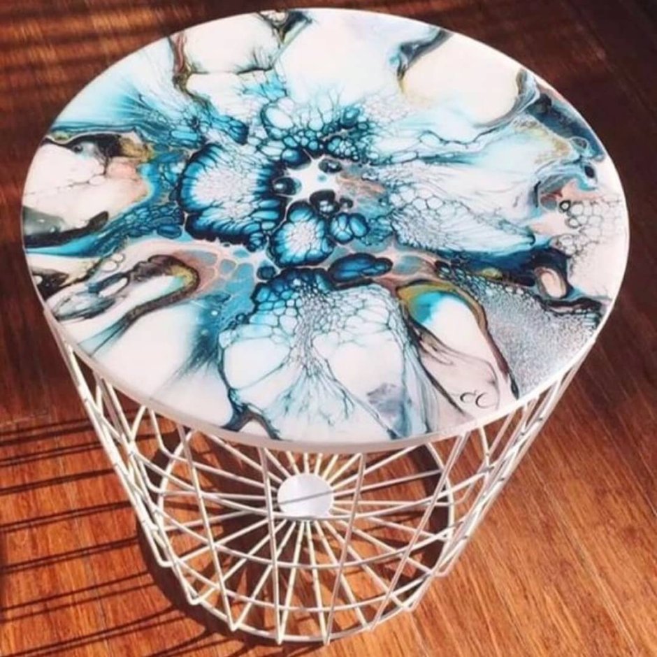 Рисование эпоксидной смолой