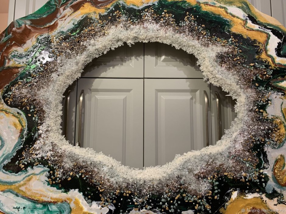 Разделочная доска с эпоксидной смолой