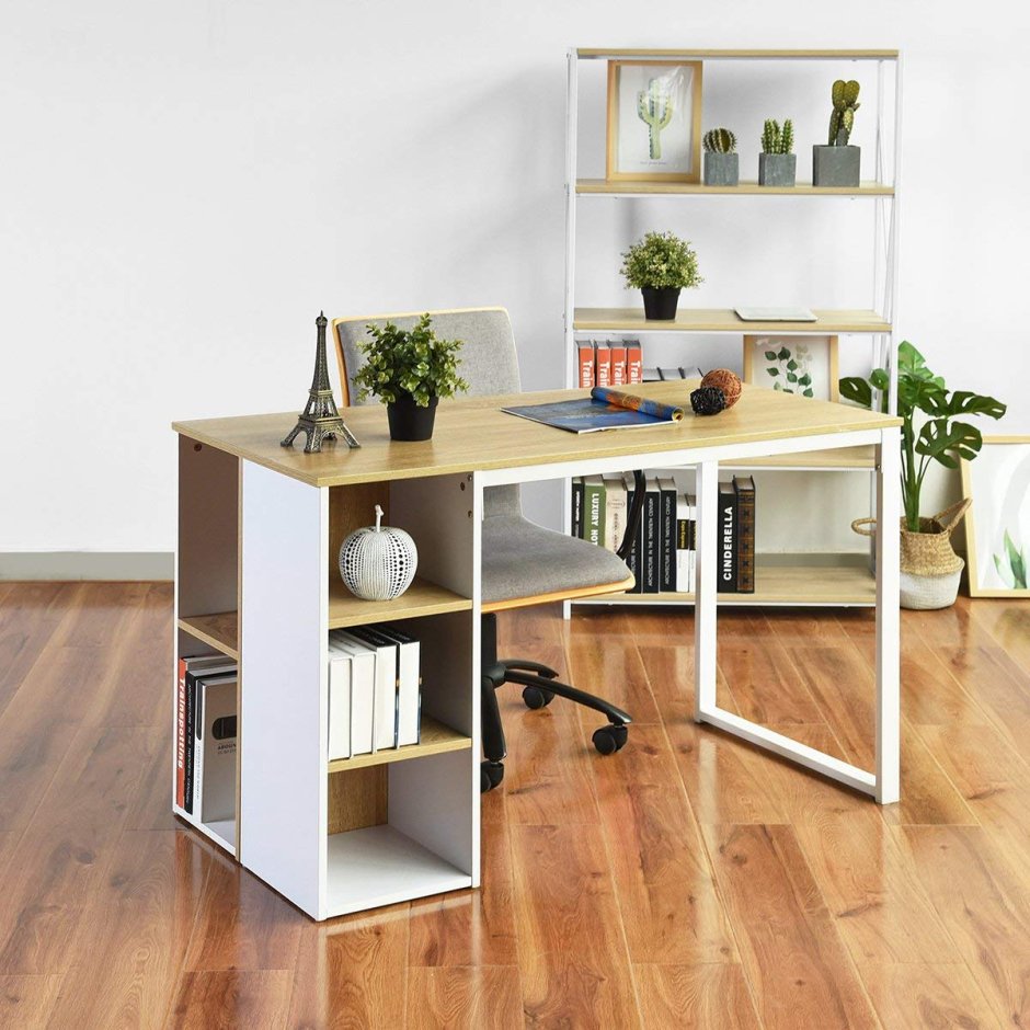 Стол с полками наверху