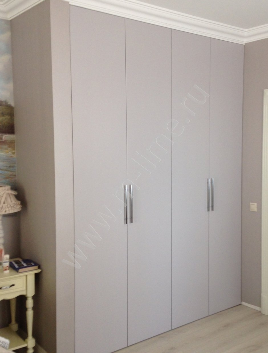 Встроенный шкаф