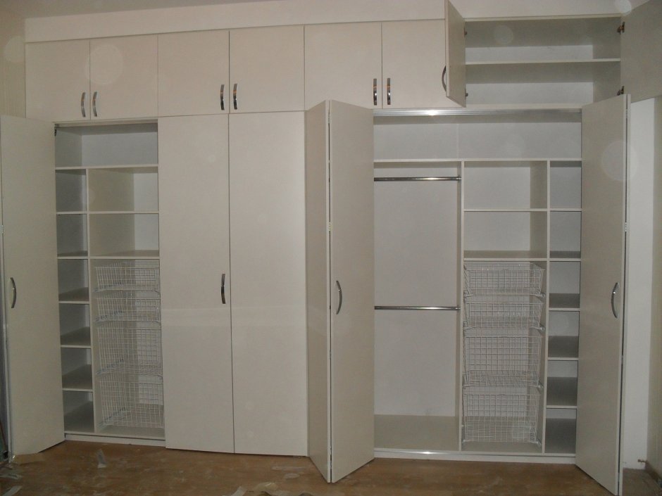 Шкаф купе ЛДСП Эггер белый матовый