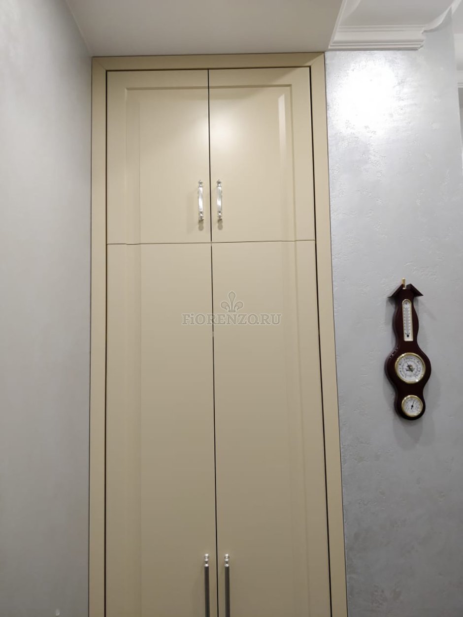 Встроенные шкафы с телевизором