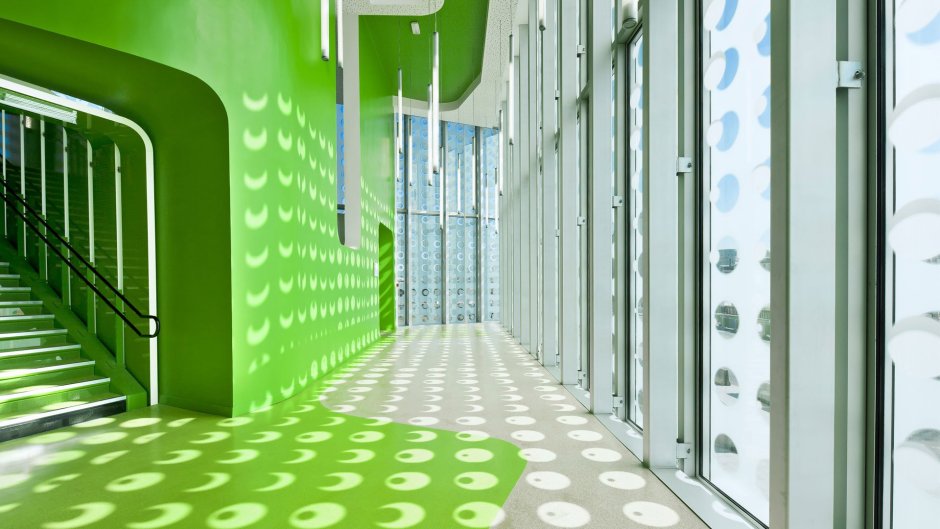 Украшение коридора в детском саду