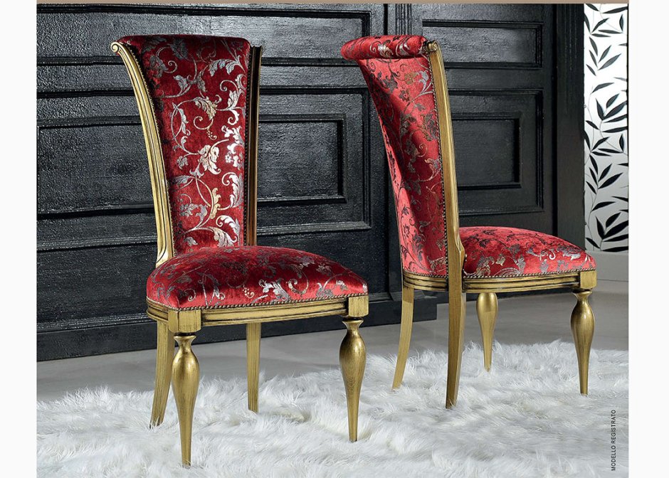 Дорогие итальянские стулья