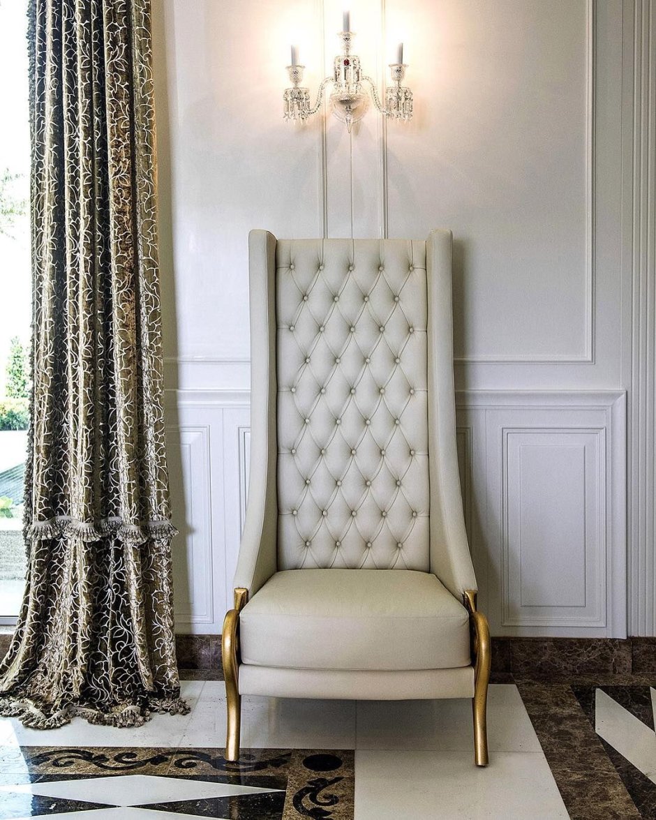 Зеленое кресло в английском стиле