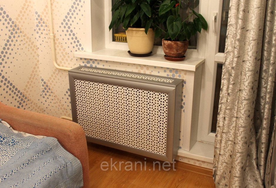 Экран батареи 44х25х70